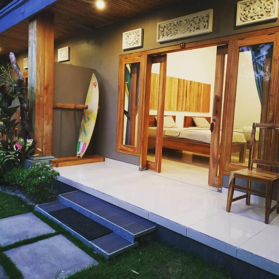 Harris Surf Villa Pulukan Exterior foto