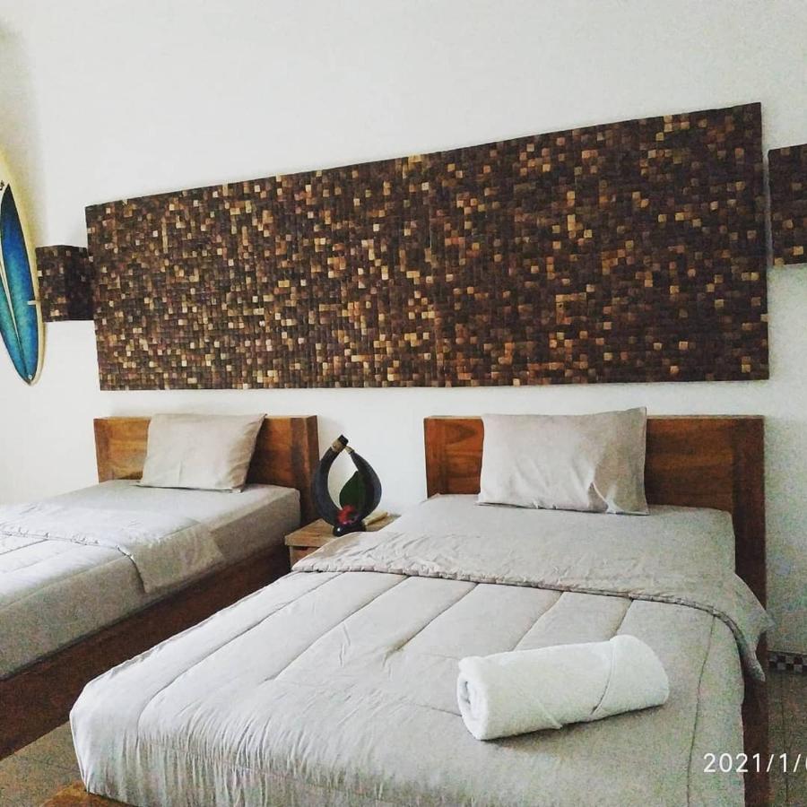 Harris Surf Villa Pulukan Exterior foto